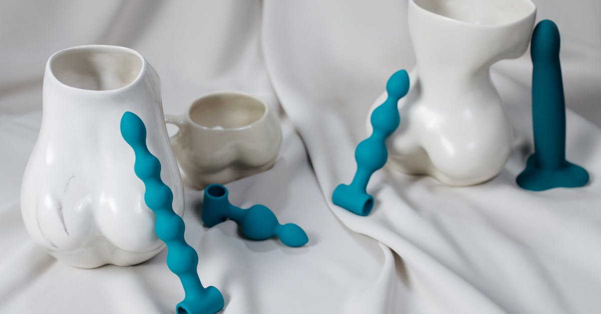 découvrez notre sélection de sex toys de haute qualité pour pimenter vos moments intimes. que vous soyez novice ou expérimenté, trouvez le jouet parfait adapté à vos envies et besoins. explorez des sensations inédites avec discrétion et plaisir.