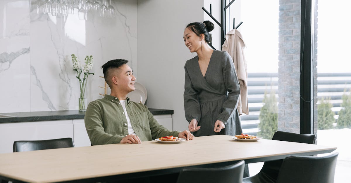 découvrez notre porte-manteau élégant et fonctionnel, parfait pour organiser votre espace tout en ajoutant une touche de style à votre intérieur. idéal pour les entrées, chambres et bureaux, il offre un rangement pratique pour manteaux, chapeaux et accessoires.