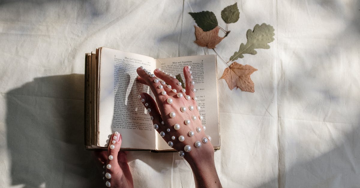 découvrez notre sélection d'accessoires de lecture pour améliorer votre expérience de lecture. que vous soyez un amateur de livres, un étudiant ou un professionnel, trouvez des marque-pages, des lampes de lecture et bien plus pour rendre chaque moment de lecture agréable.