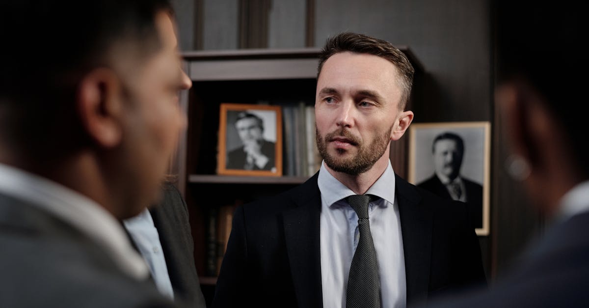 découvrez les clés du leadership efficace : conseils, stratégies et compétences essentielles pour devenir un leader inspirant et guider votre équipe vers le succès.